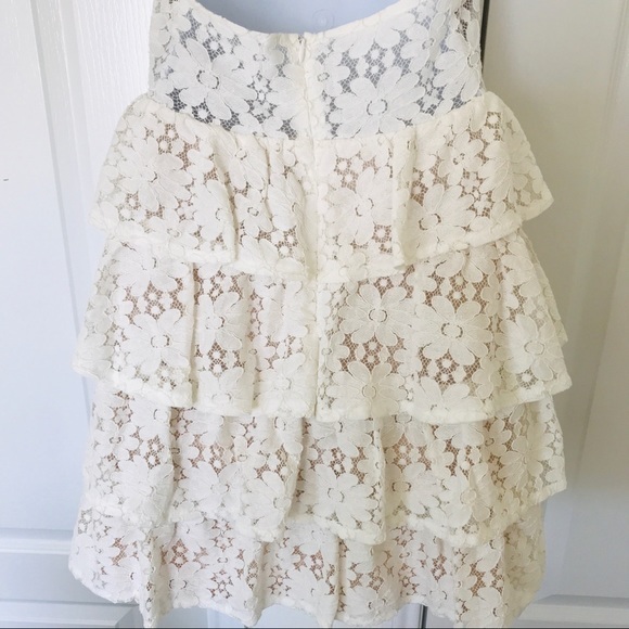 NWT VICI To Be‎ Loved dress Tiered Lace Halter size L - Picture 10 of 12